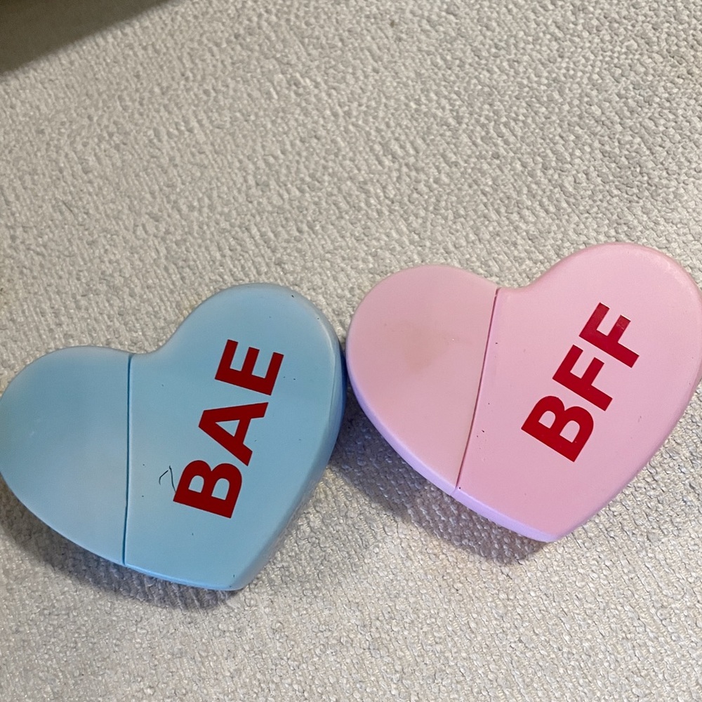 KKW Fragrance - Kimoji Hearts: BAE and BFF